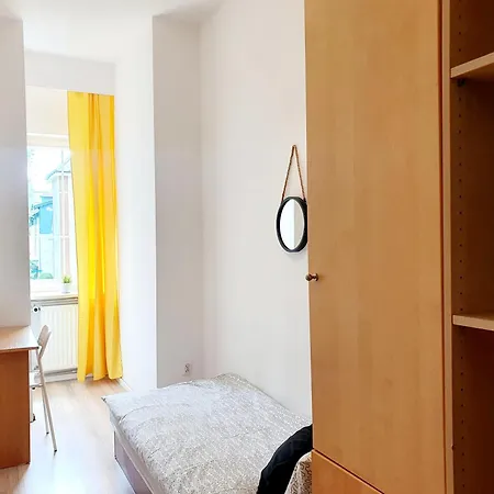 Tanie Pokoje W Centrum * Sopot