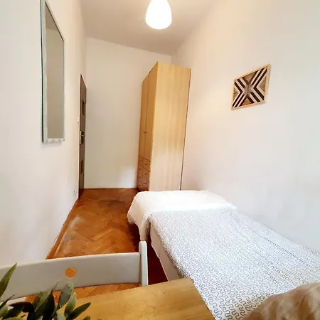 Tanie W Centrum Hostal